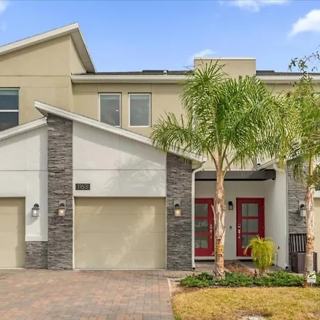3 Bedrooms - 2 Bathrooms - Champions Gate 1163Dl